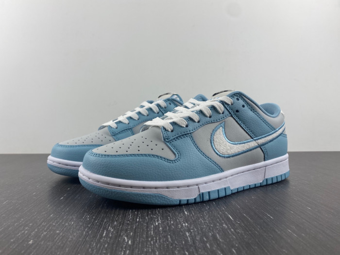 Nike Dunk Low ''Fleece Swish - Light Blue'' - FB1871-011