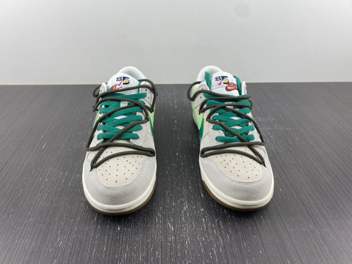 Nike Dunk Low SE