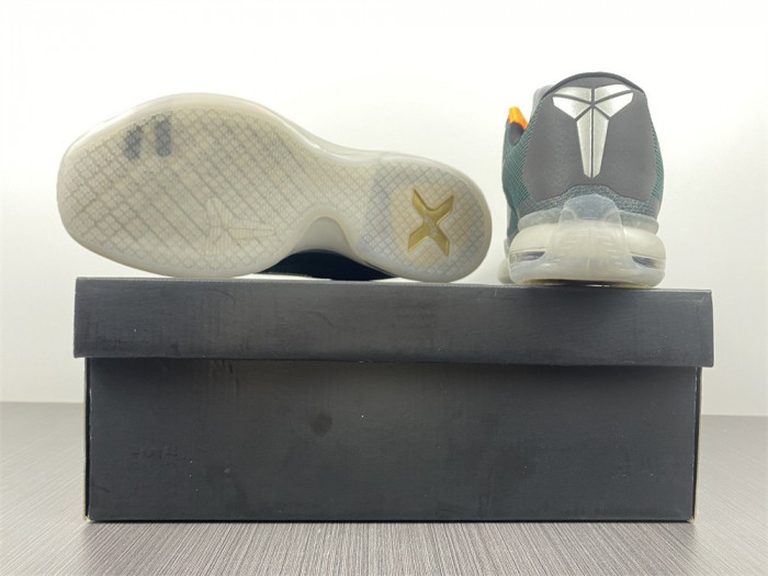 Nike Kobe 10 Flight - 705317-308