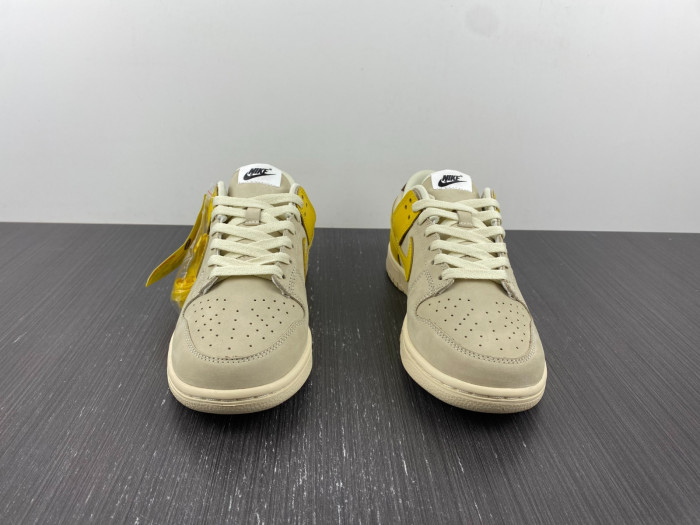 Nike Dunk Low LX Banana - DR5487-100