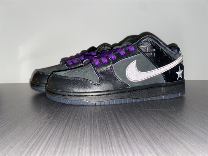 Familia x Nike SB Dunk Low ''First Avenue'' DJ1159-001
