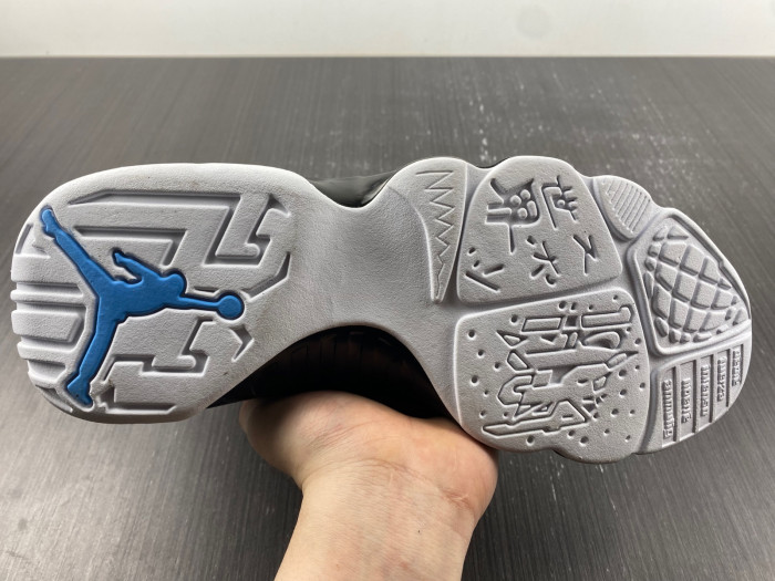 Air Jordan 9 Retro University Blue - CT8019-140