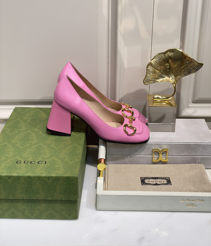 G*u*i high-heels