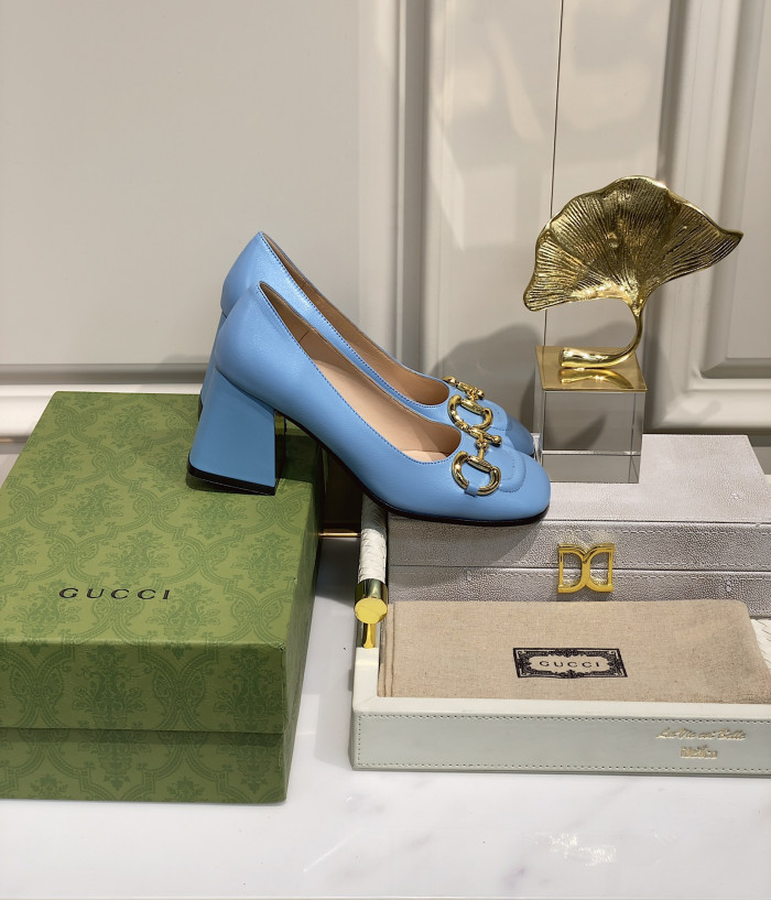 G*u*i high-heels