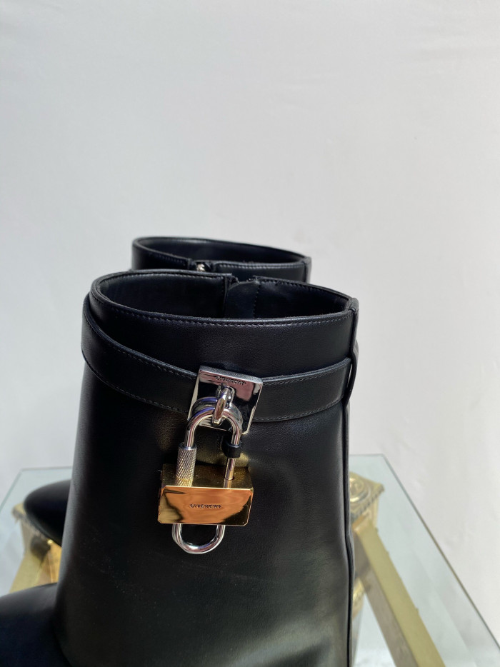 Givenchy BOOTS