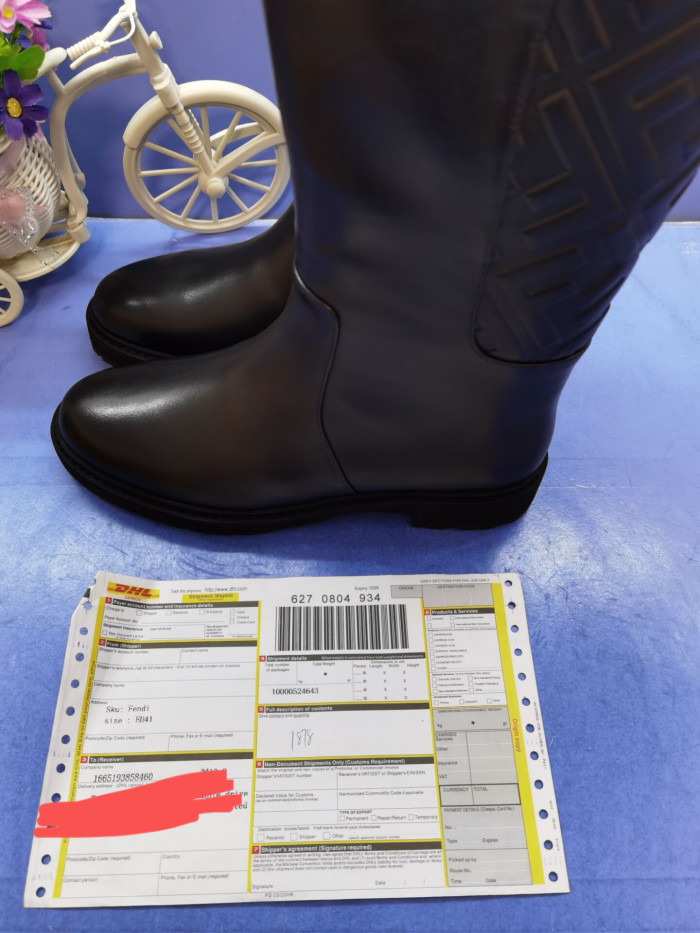 F**di boots