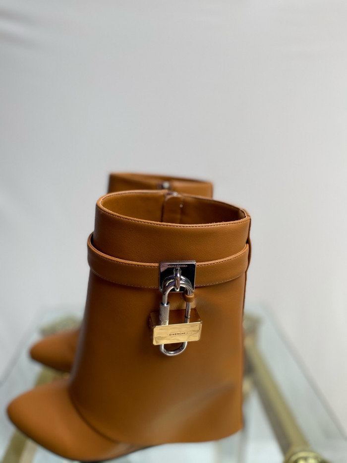 Givenchy BOOTS