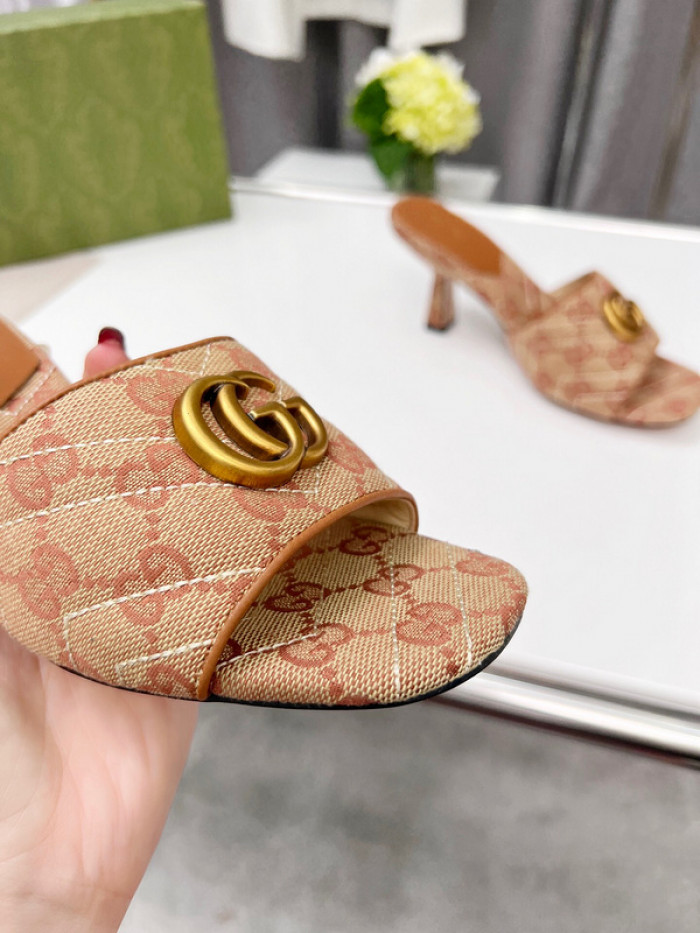 G*u*i heels