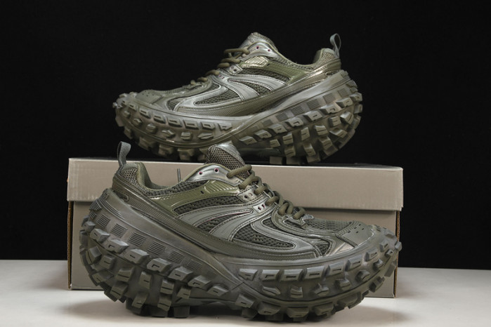 Ba*len*cia*ga ddfender sneakers
