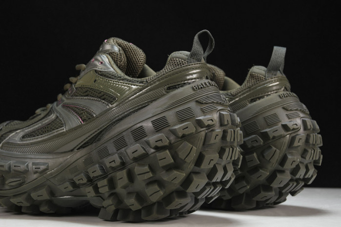 Ba*len*cia*ga ddfender sneakers