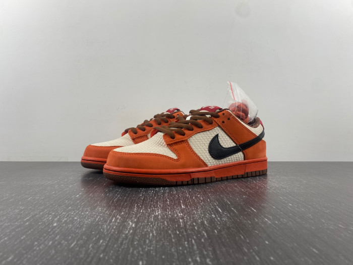 Nike Dunk Low Premium SB ''Un-Hemp'' 313170-101