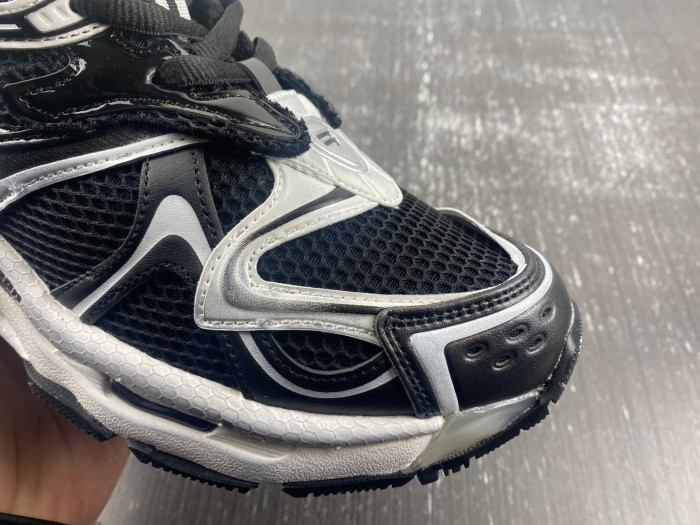 Ba*len*cia*ga -runner