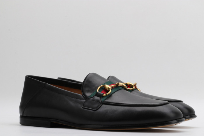 G*u*i  loafer
