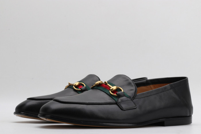 G*u*i  loafer