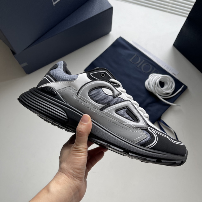 DIO B30 LowTop Sneaker
