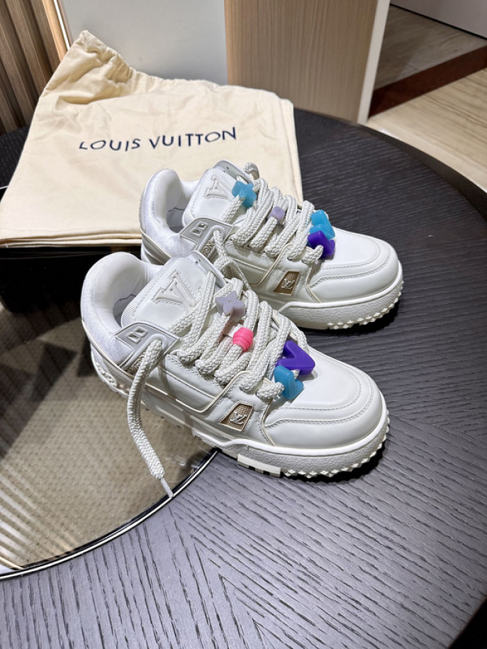LO1_VTS SNEAKER
