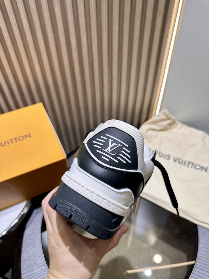 LO1_VTS SNEAKER