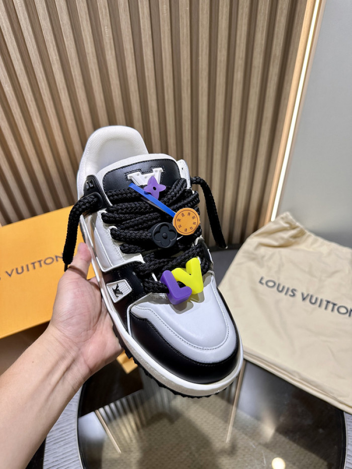 LO1_VTS SNEAKER
