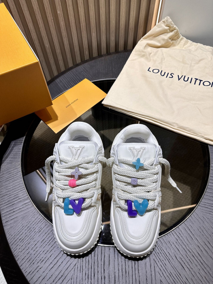 LO1_VTS SNEAKER