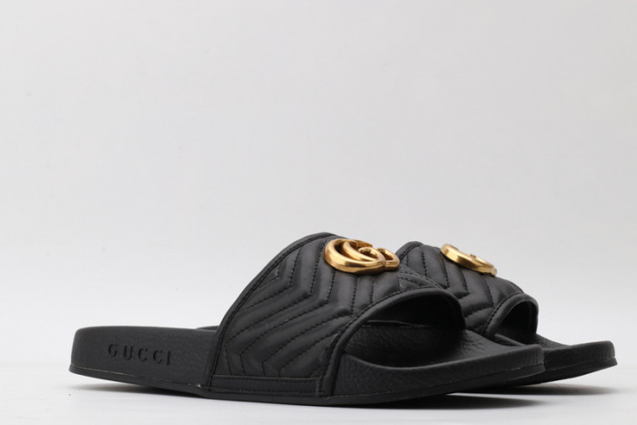 G*u*i sandal