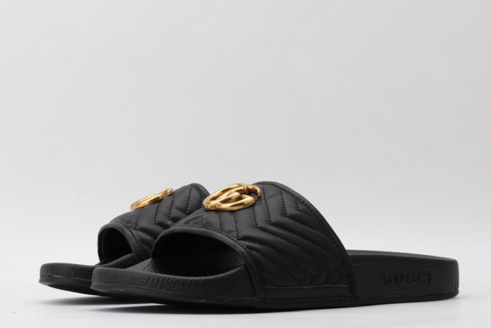 G*u*i sandal
