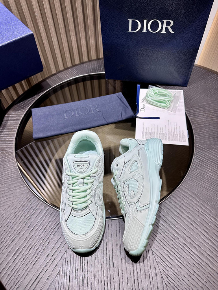 DIO B30 LowTop Sneaker