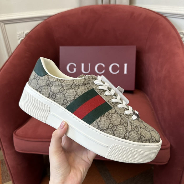 G*u*i sneaker