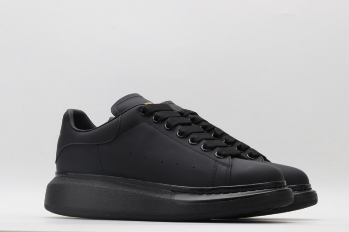 ALEXANDER MCQUEEN OVERSIZED