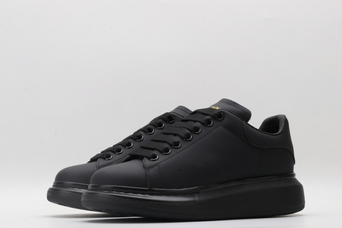 ALEXANDER MCQUEEN OVERSIZED