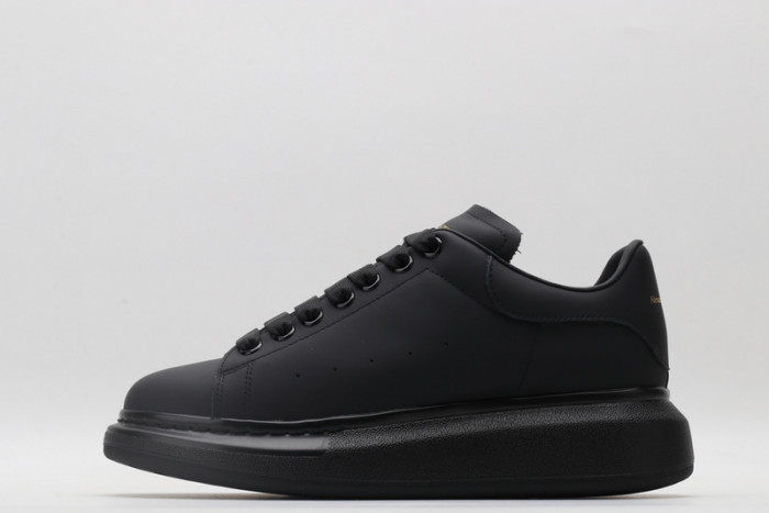 ALEXANDER MCQUEEN OVERSIZED