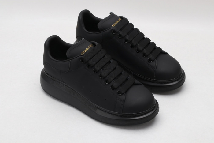 ALEXANDER MCQUEEN OVERSIZED
