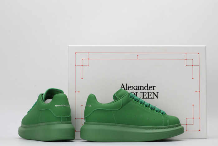 ALEXANDER MCQUEEN OVERSIZED