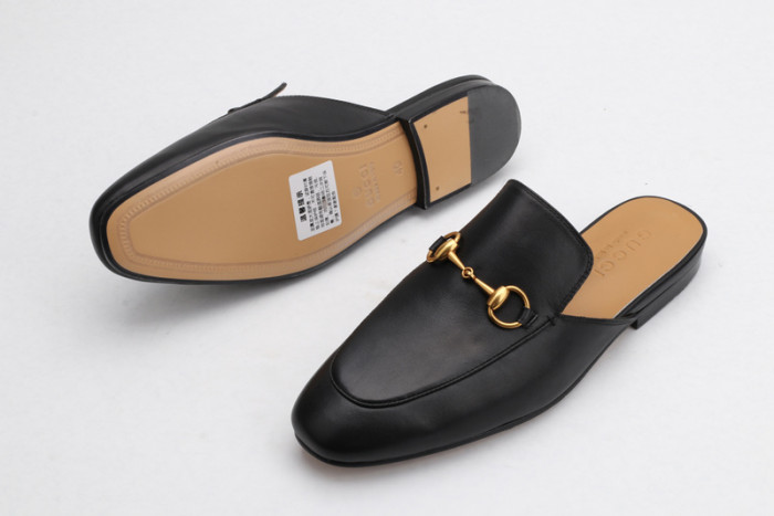 G*u*i  loafer