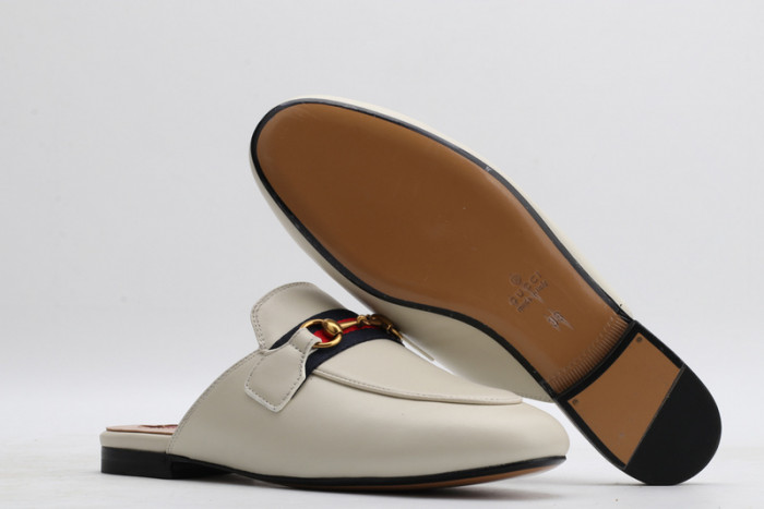 G*u*i  loafer
