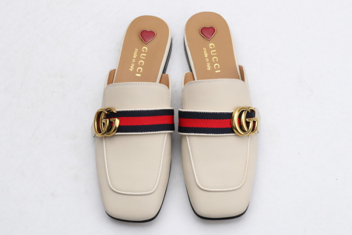 G*u*i  loafer