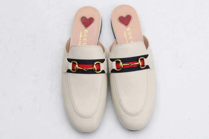 G*u*i  loafer