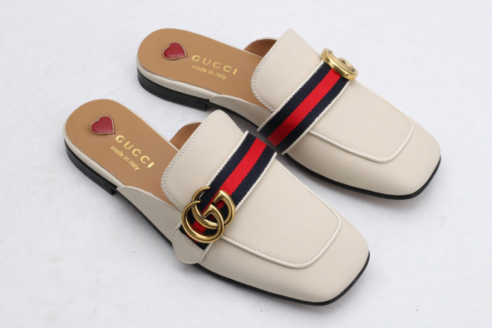 G*u*i  loafer