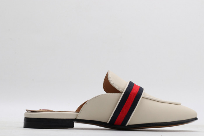 G*u*i  loafer