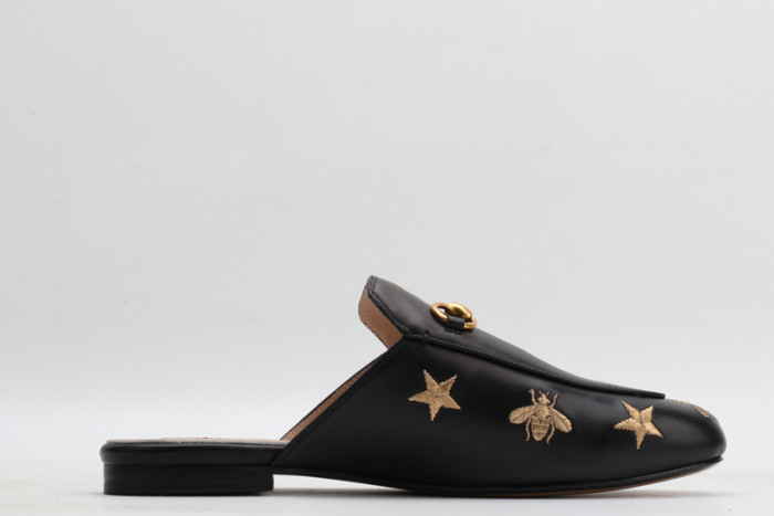 G*u*i  loafer