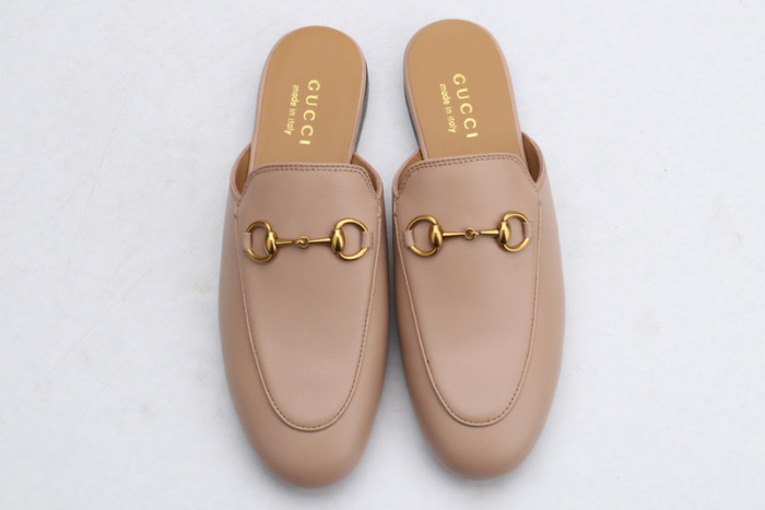G*u*i loafer