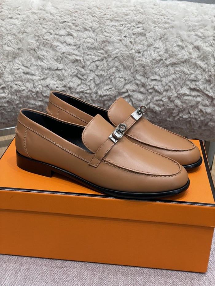 H**mes shoes