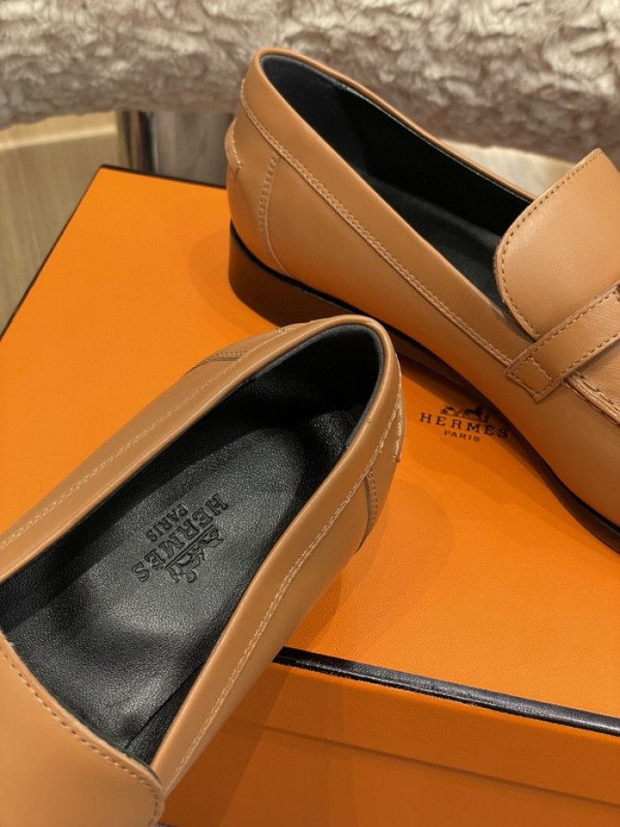 H**mes shoes