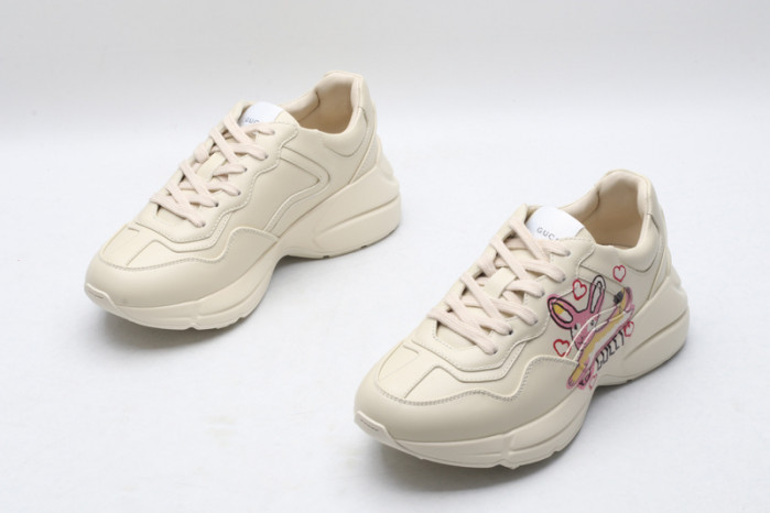 G*u*i sneaker