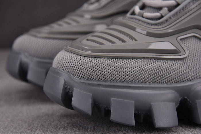 Pra*a sneaker