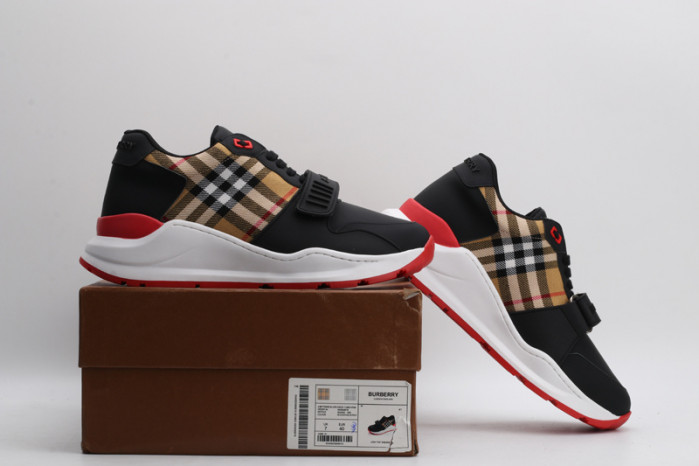 BUBERRY SNEAKER