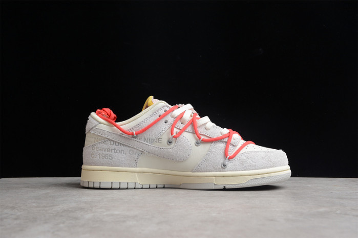 DUNK LOW 