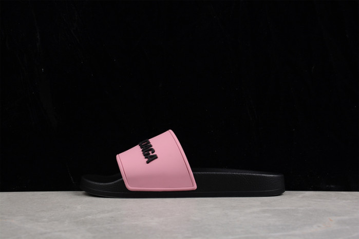 Ba*len*cia*ga slippers
