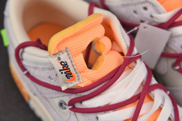 DUNK LOW 