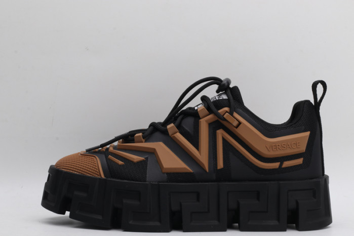 VERS SNEAKERS