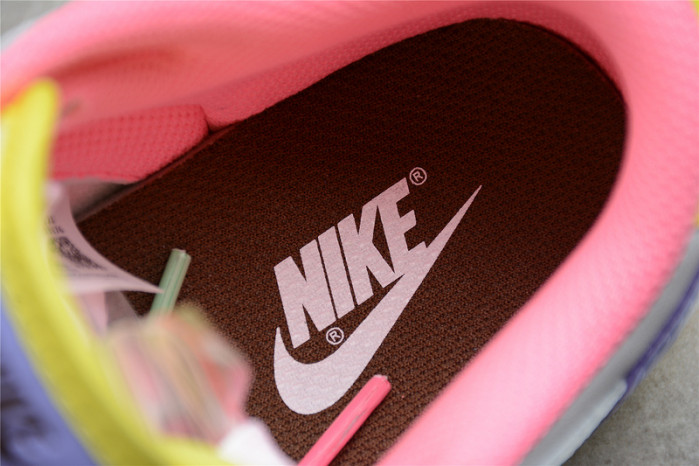 Nike Dunk Low SE WMNS "Easter" - DD1872 100